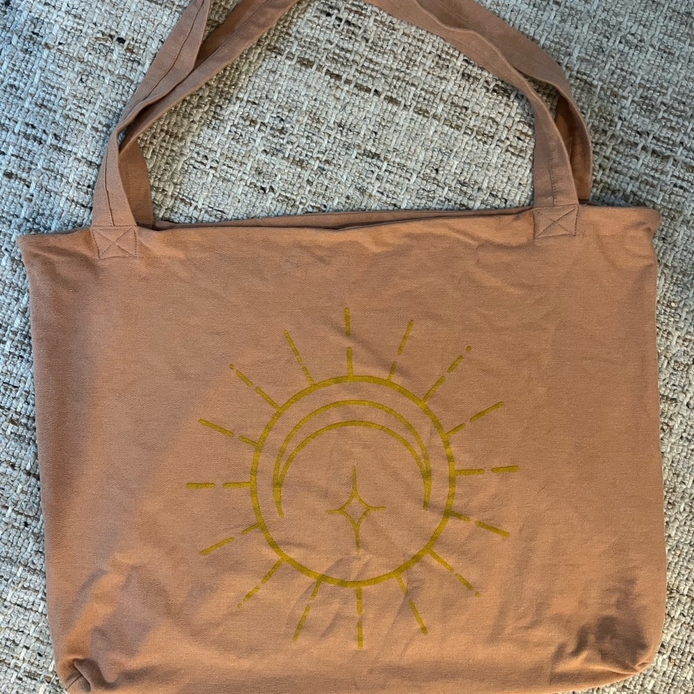 Jax and Lennon Large Brown Stretchy Tote with Sunburst Yoga Design